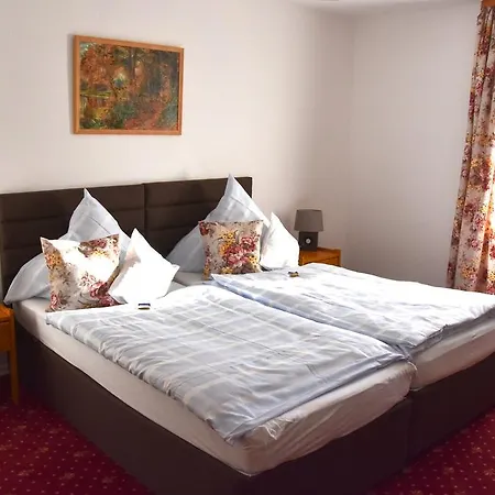 Tannenhof Otel 3*